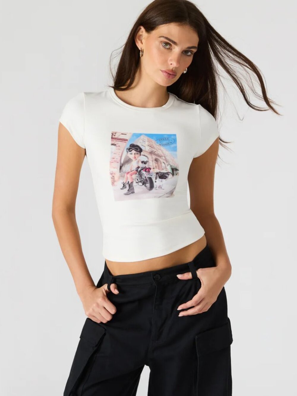 Steve Madden Golden Tee in Antique White
